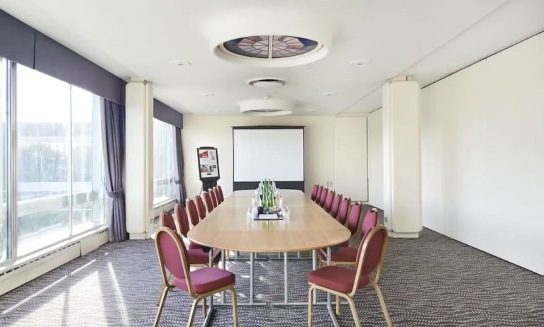 Professional meeting room at Thistle London Heathrow Terminal 5 Hotel.