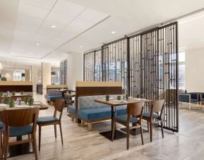 Dining area perfect for coworking at Embassy Suites Boulder.
