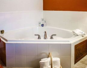 Bathtub available at Rodeway Inn Milford.