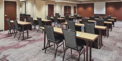 Meeting room at Courtyard Bossier City.