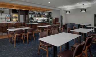 Dining area perfect for coworking at Courtyard By Marriott Cypress Anaheim.