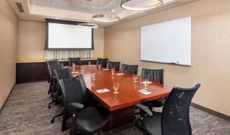 Meeting room at Courtyard By Marriott Santa Ana Orange County.