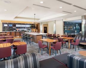 Dining area perfect for coworking at Courtyard By Marriott Santa Ana Orange County.