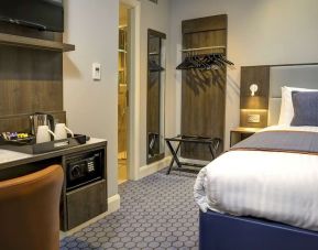 Day use room with work desk and private bathroom at Best Western Plus Vauxhall Hotel.