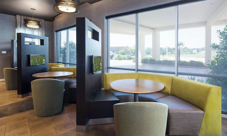 Media pods perfect for coworking at Courtyard By Marriott Ruston.