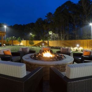 Firepit outdoor at Courtyard By Marriott Ruston.