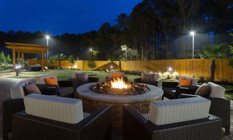 Firepit outdoor at Courtyard By Marriott Ruston.