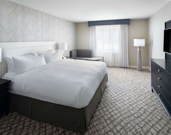 Day use room with natural light at DoubleTree Suites By Hilton Hotel Charlotte - SouthPark.
