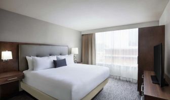 Day use room with natural light at Embassy Suites By Hilton Fort Worth Downtown.
