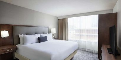 Day use room with natural light at Embassy Suites By Hilton Fort Worth Downtown.
