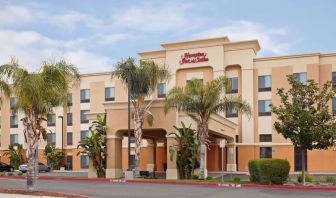 Hotel exterior at Hampton Inn & Suites Clovis.