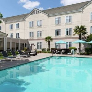 Refreshing outdoor pool at Hilton Garden Inn Sacramento/South Natomas.