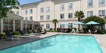 Refreshing outdoor pool at Hilton Garden Inn Sacramento/South Natomas.