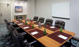 Meeting room at Hilton Garden Inn Sacramento/South Natomas.