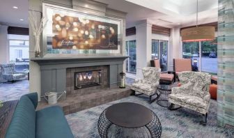 Lobby and coworking lounge at Hilton Garden Inn Sacramento/South Natomas.