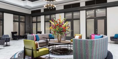 Lobby and coworking lounge at Homewood Suites By Hilton Nashville.