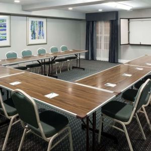 Meeting room at Homewood Suites By Hilton San Jose Airport-Silicon Valley.