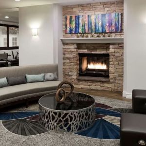 Lobby and coworking lounge at Homewood Suites By Hilton San Jose Airport-Silicon Valley.