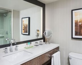 Guest bathroom with shower at Hyatt Regency Princeton.