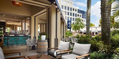 Hotel bar at Marriott Boca Raton.