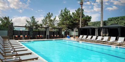 Refreshing outdoor pool at Marriott Del Mar.