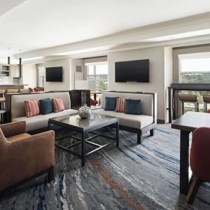 Lobby and coworking lounge at Marriott Del Mar.