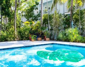 Swimming pool at Parrot Key Hotel & Villas.