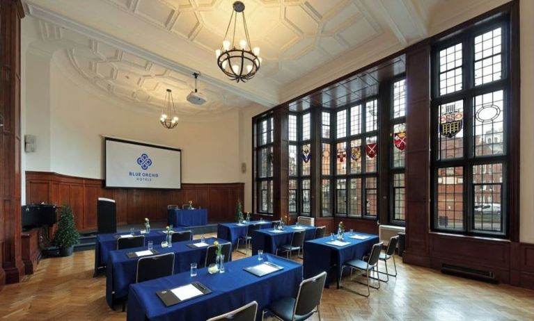 Meeting facility at The Wellington by Blue Orchid Hotel (FKA The Rochester).