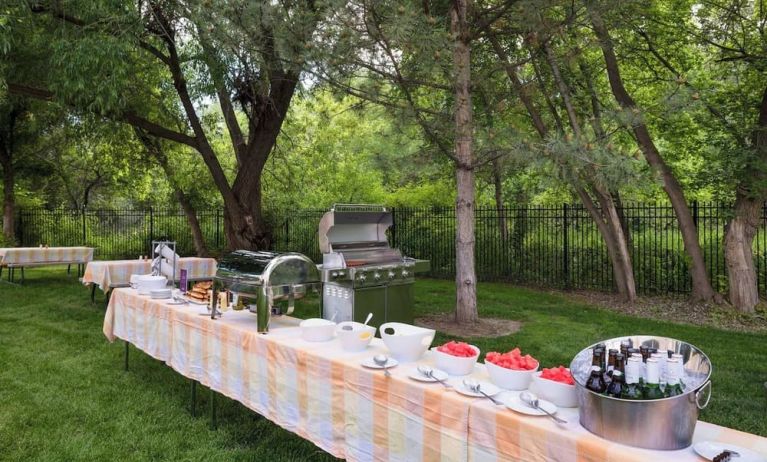 Grill and picnic area at Residence Inn By Marriott Provo.