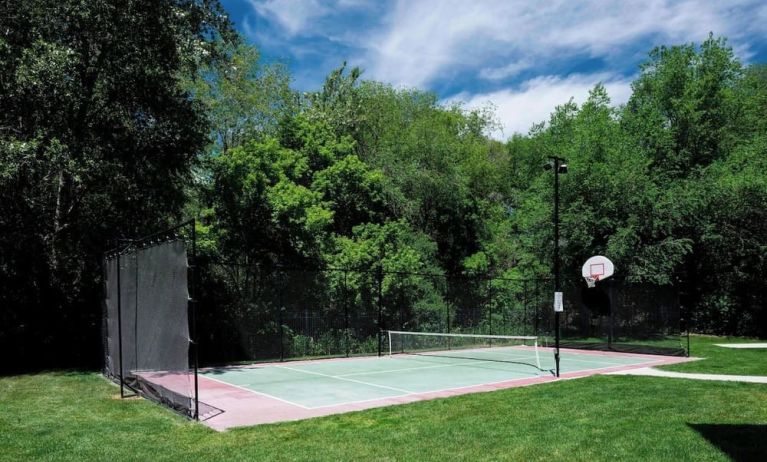 Basketball court and tennis court available at Residence Inn By Marriott Provo.