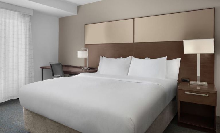 Day use room with natural light at Residence Inn Santa Clarita.
