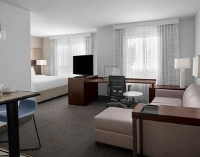 Day use room with living area at Residence Inn Santa Clarita.