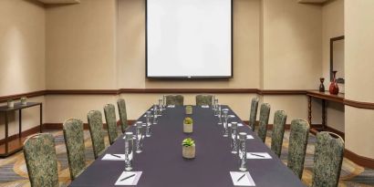 Professional meeting room at Hyatt Regency Valencia.