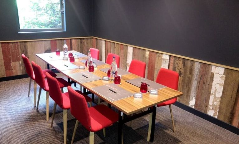 Professional meeting room at Ibis Birmingham Bordesley.