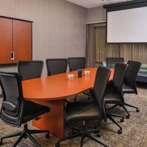 Meeting room at SpringHill Suites By Marriott Irvine John Wayne Airport/Orange County.