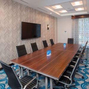 Meeting room at Hilton Garden Inn Burbank Downtown.