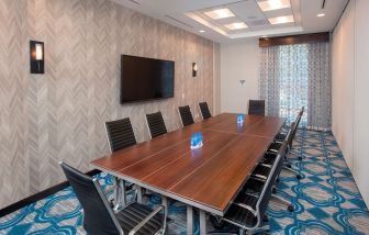 Meeting room at Hilton Garden Inn Burbank Downtown.