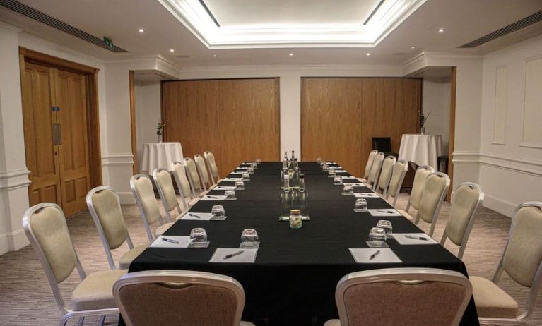 Professonal meeting room at Alexander House Hotel And Utopia Spa Hotel.