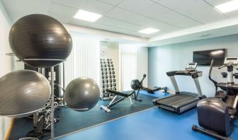 Fully equipped fitness center at Ibis Styles Crewe.