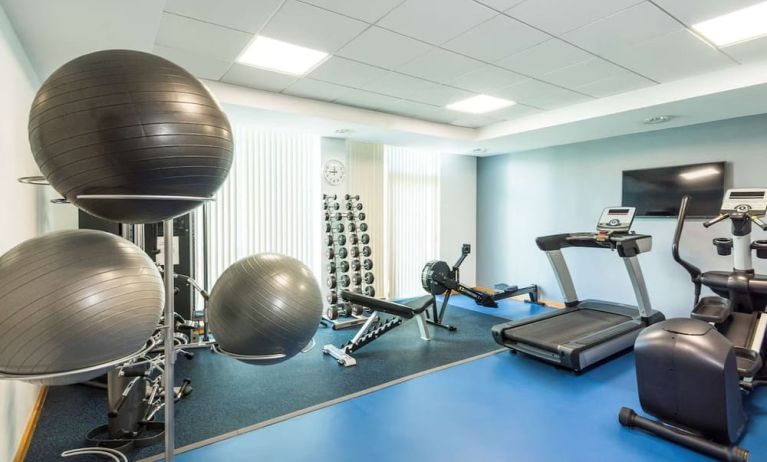 Fully equipped fitness center at Ibis Styles Crewe.