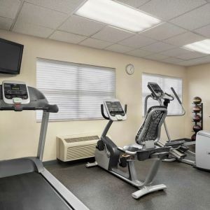 Fitness center at Hampton Inn Phoenix-Midtown-Downtown Area.