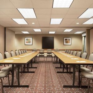 Meeting room at Hampton Inn Phoenix-Midtown-Downtown Area.