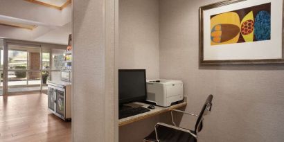 Business center available at Hampton Inn Phoenix-Midtown-Downtown Area.