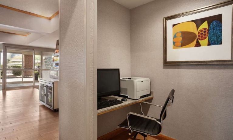 Business center available at Hampton Inn Phoenix-Midtown-Downtown Area.