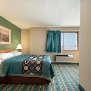 Day use room with natural light at Coratel Inn & Suites By Jasper New Richmond.