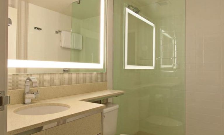 Guest bathroom with shower at The Garland.