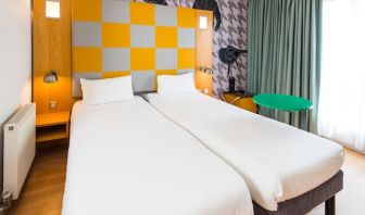 Day use twin room at Ibis Styles Haydock.