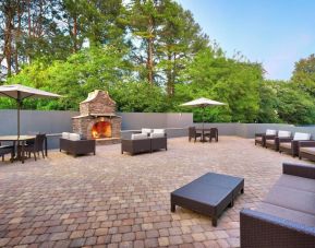 Picnic area perfect for coworking at Courtyard By Marriott Charlotte Airport/Billy Graham Parkway.