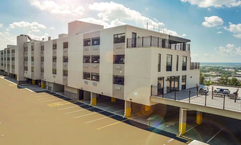 Exterior view and parking area at Wyndham Garden North Bergen Near Secaucus.