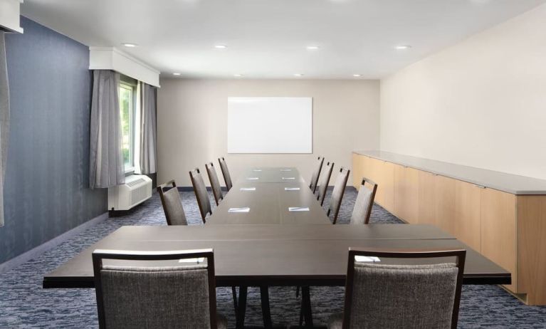 Meeting room at Fairfield Inn & Suites By Marriott Jacksonville.